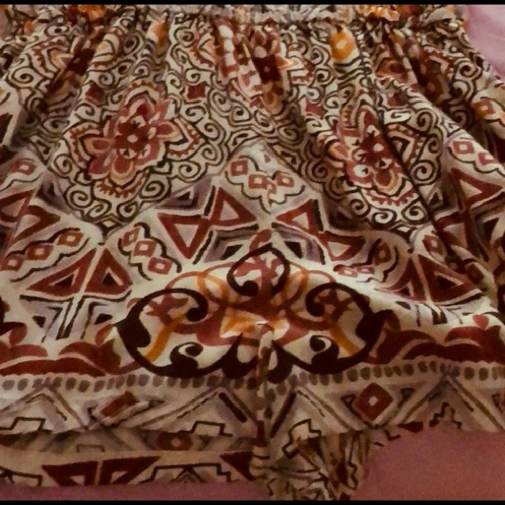 Angie pattern romper - Picture 3 of 3